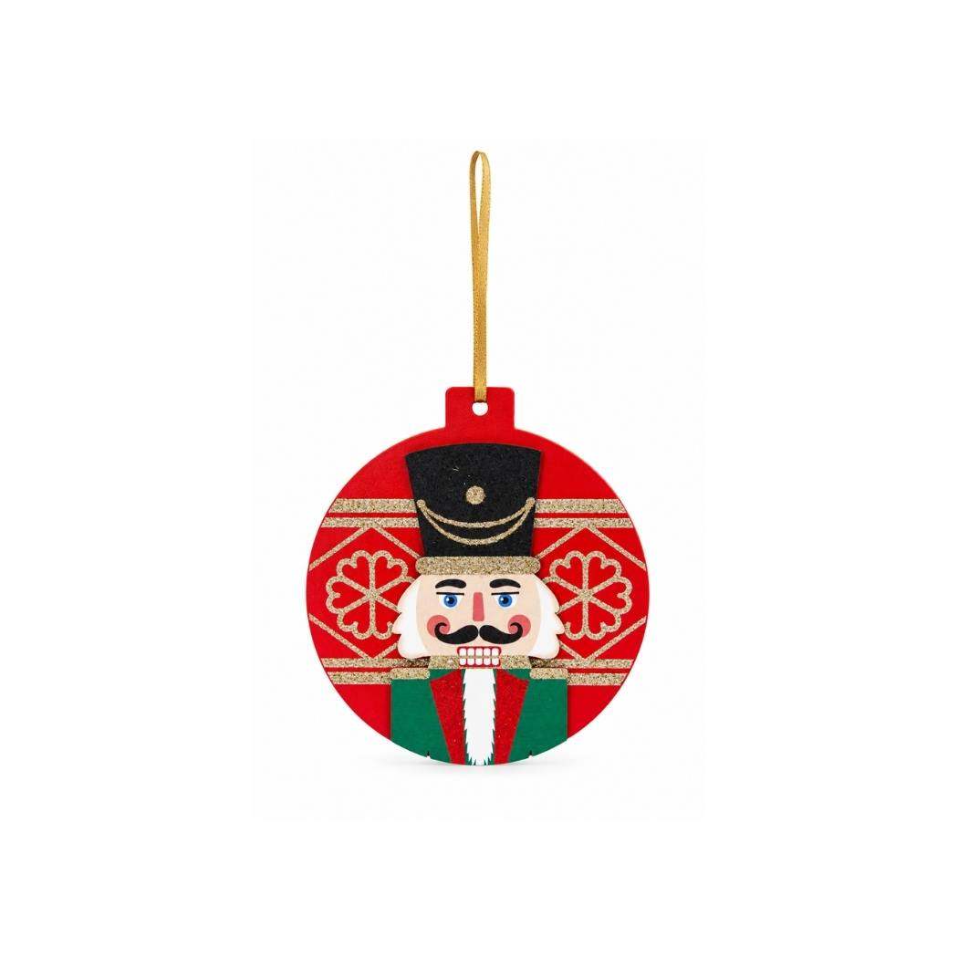 ADORNO DISEÑO CASCANUECES PARA ÁRBOL