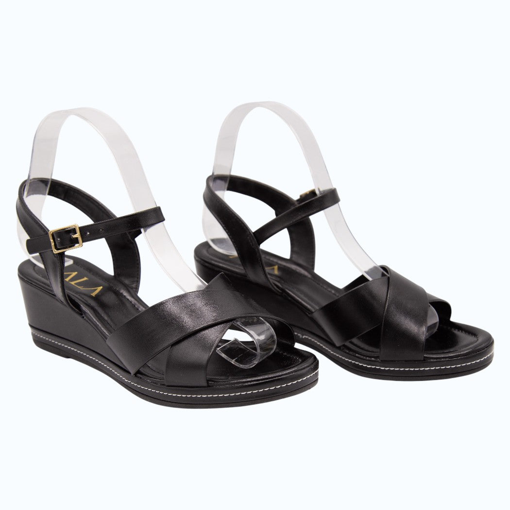 SANDALIA CORREAS CRUZADAS NEGRAS