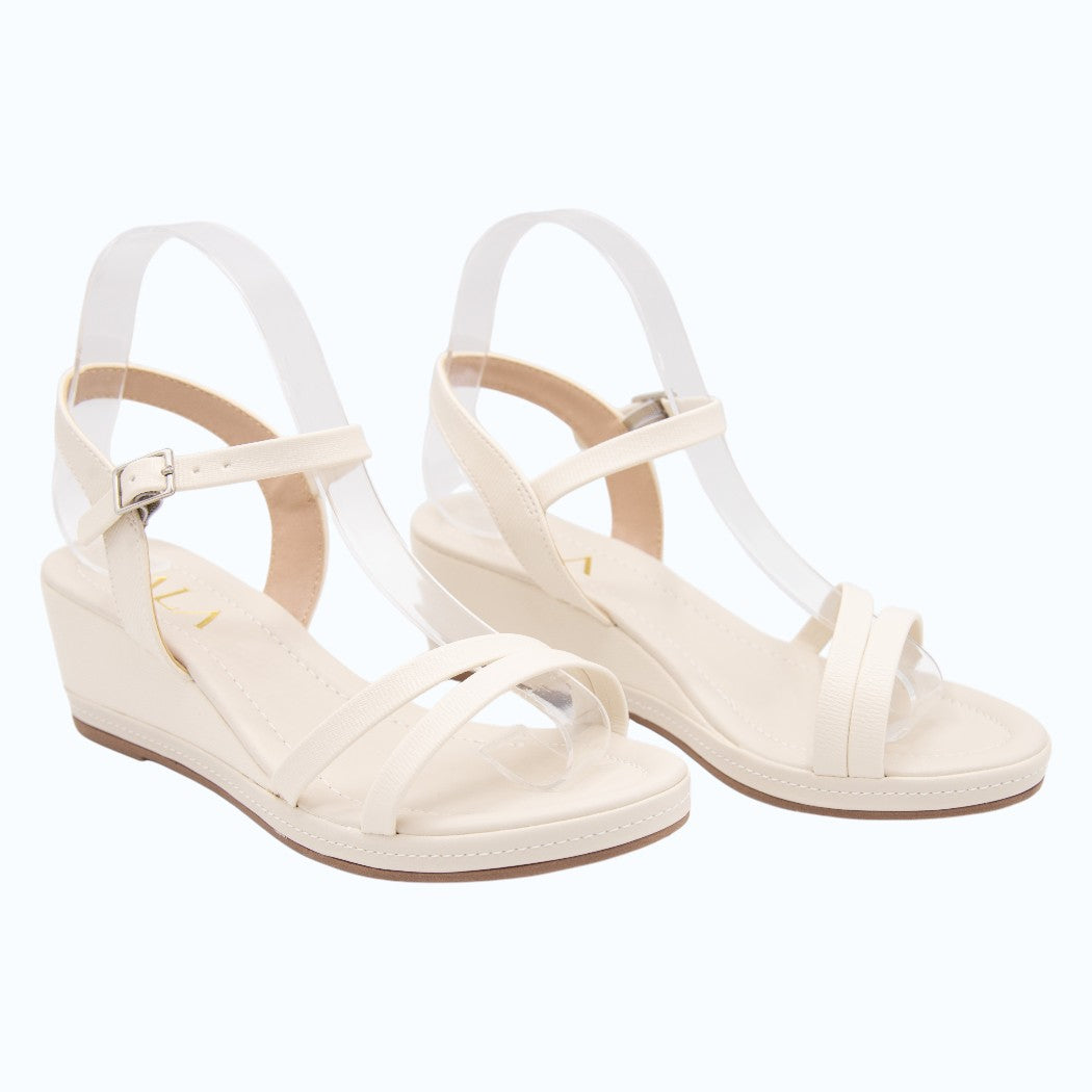 SANDALIAS BLANCO HUESO CORREA AJUSTABLE