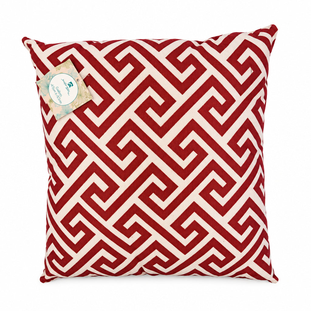 COJÍN DECORATIVO CON DISEÑO EN ROJO