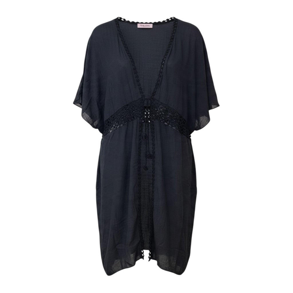 SALIDA DE BAÑO ESTILO KAFTAN CON ENCAJE
