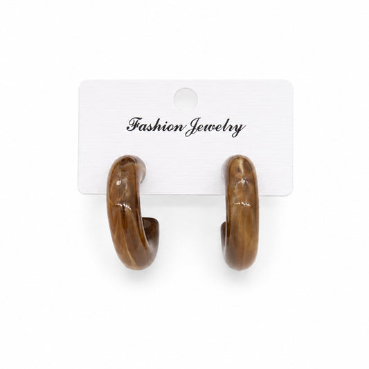 ARETES DE ARO EN RESINA MARRÓN