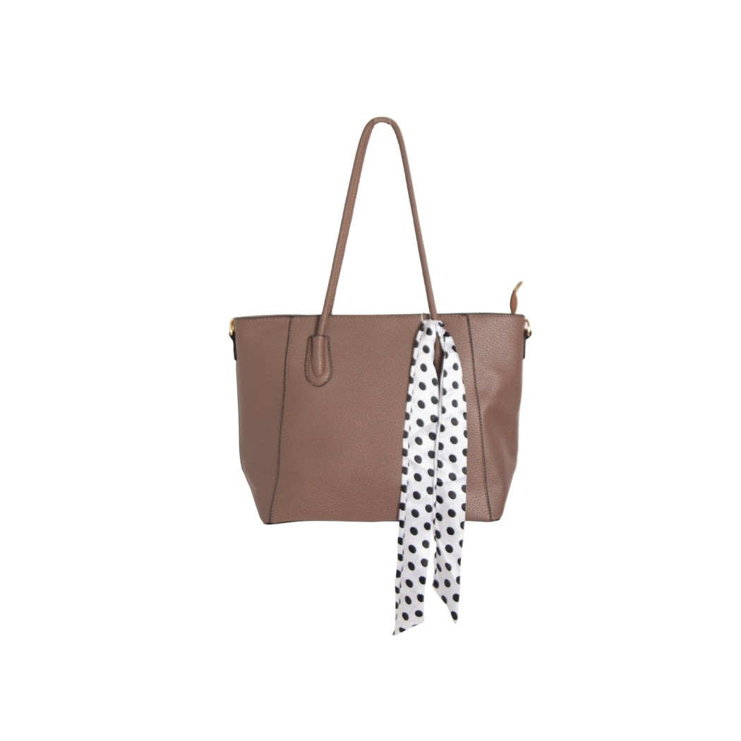 BOLSO MARRÓN CON PAÑUELO DE LUNARES