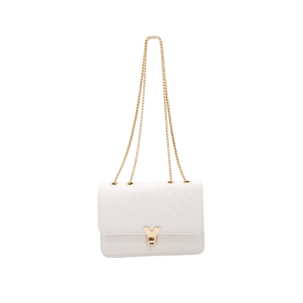 BOLSO TIPO SOBRE CON CADENA DORADA