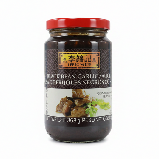 FRIJOLES NEGROS CON AJO LEE KUM KEE 13OZ